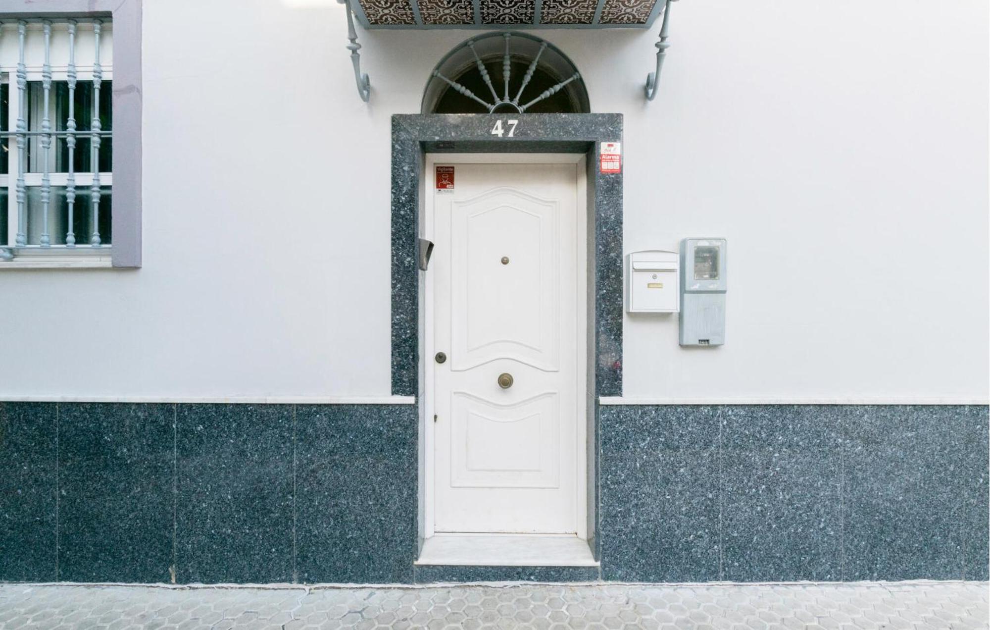 Cozy Apartment In Sevilla With Kitchen Eksteriør bilde