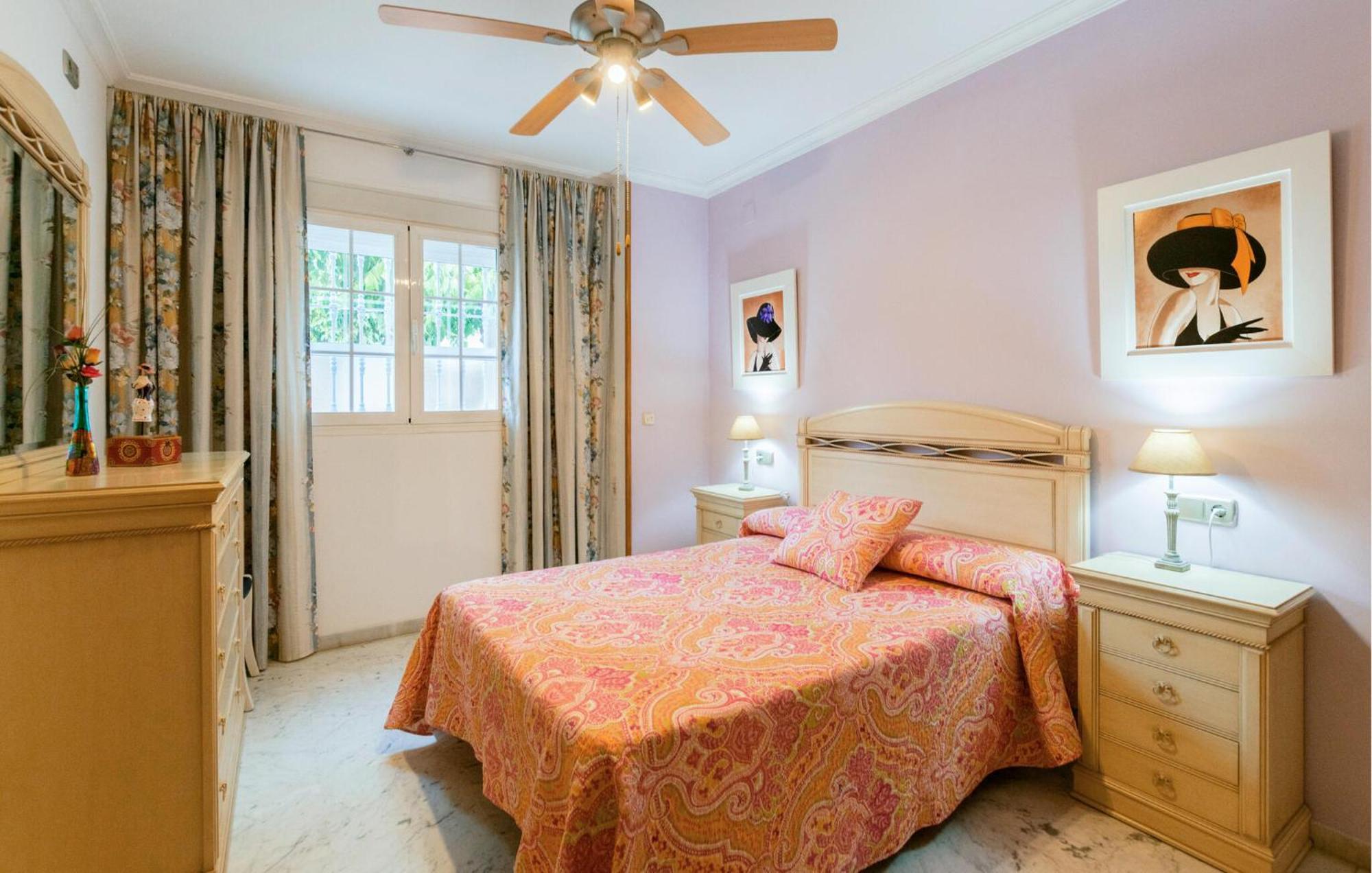 Cozy Apartment In Sevilla With Kitchen Eksteriør bilde